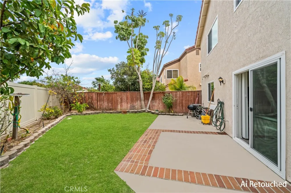 21522 Kenmare Lake Forest, CA 92630