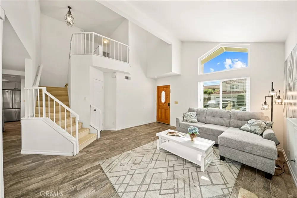 21522 Kenmare Lake Forest, CA 92630