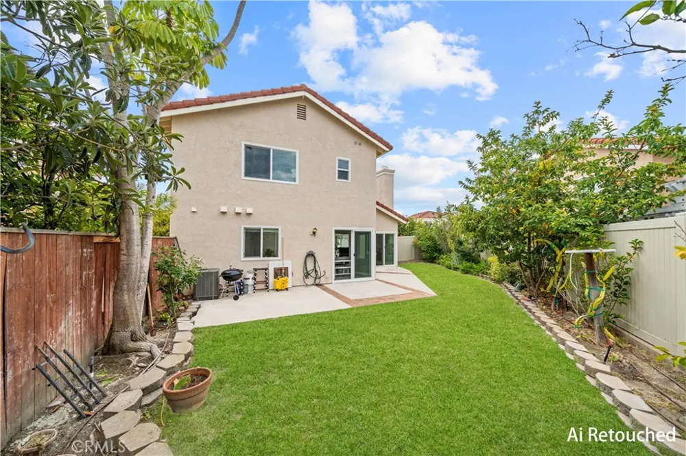 21522 Kenmare Lake Forest, CA 92630