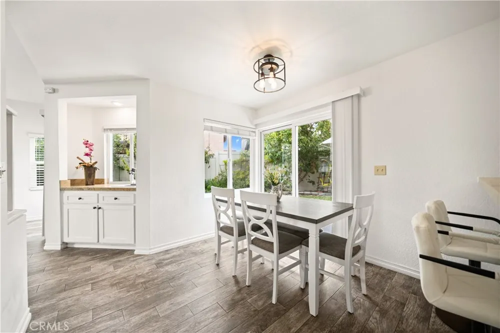 21522 Kenmare Lake Forest, CA 92630