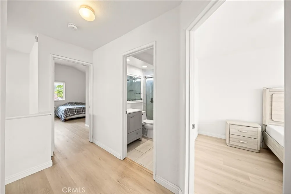 21522 Kenmare Lake Forest, CA 92630