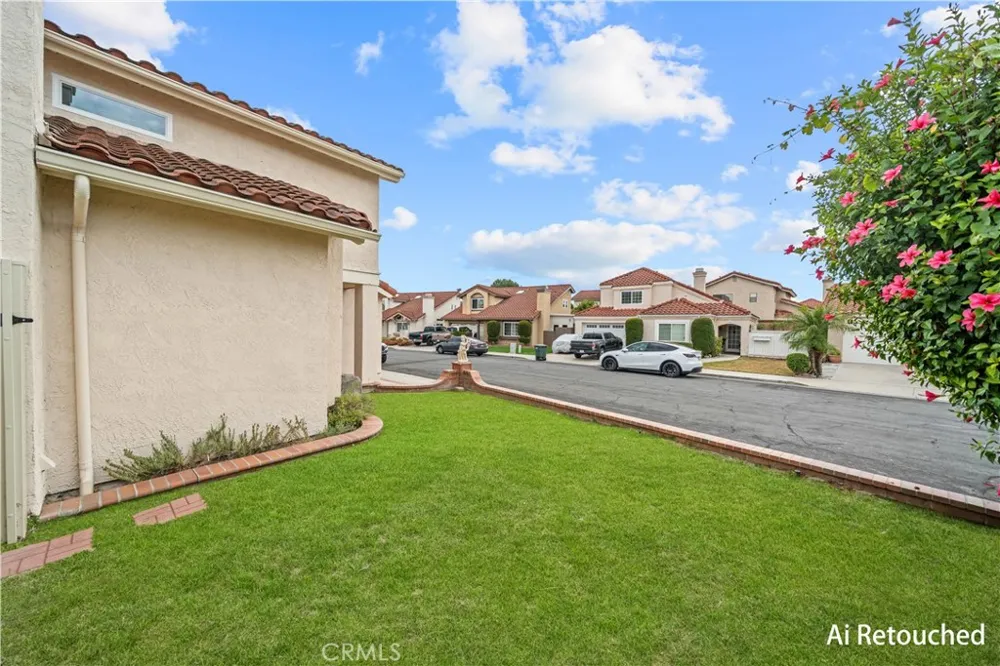 21522 Kenmare Lake Forest, CA 92630