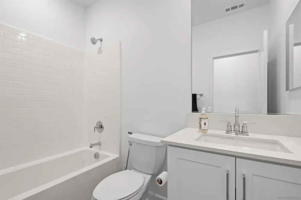 845 Hana Ave #2 Chula Vista, CA 91911