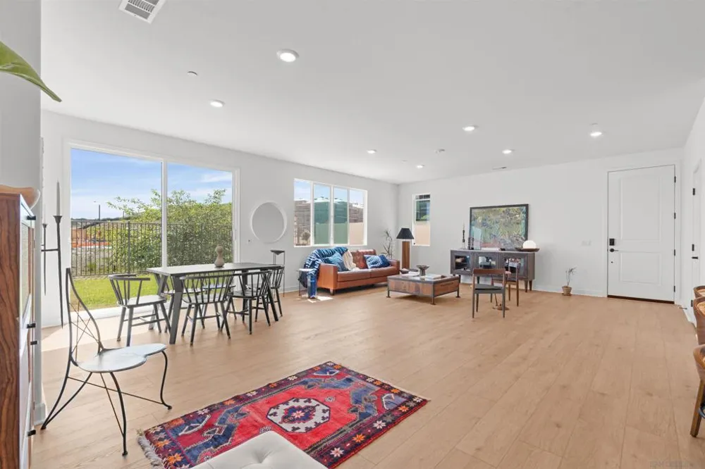 845 Hana Ave #2 Chula Vista, CA 91911