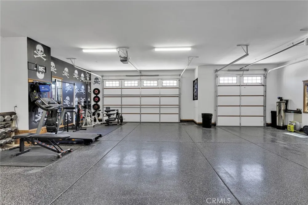 5548 Locarno Wrightwood, CA 92397