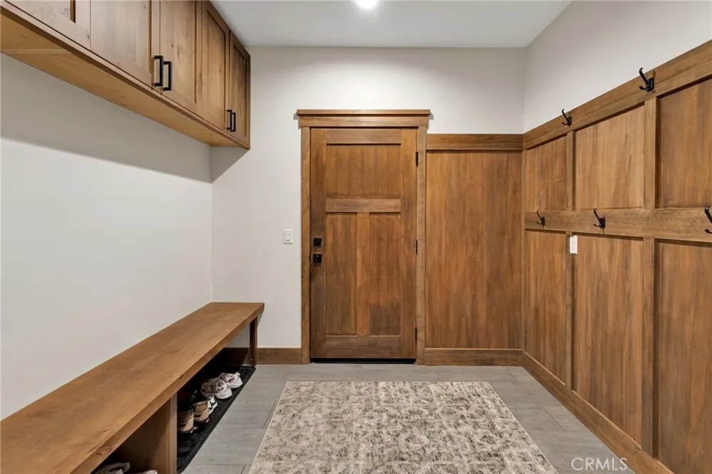 5548 Locarno Wrightwood, CA 92397