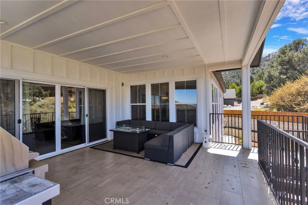 5548 Locarno Wrightwood, CA 92397