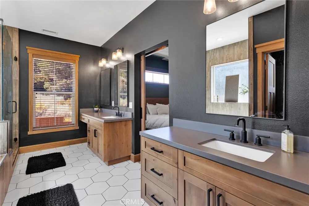 5548 Locarno Wrightwood, CA 92397