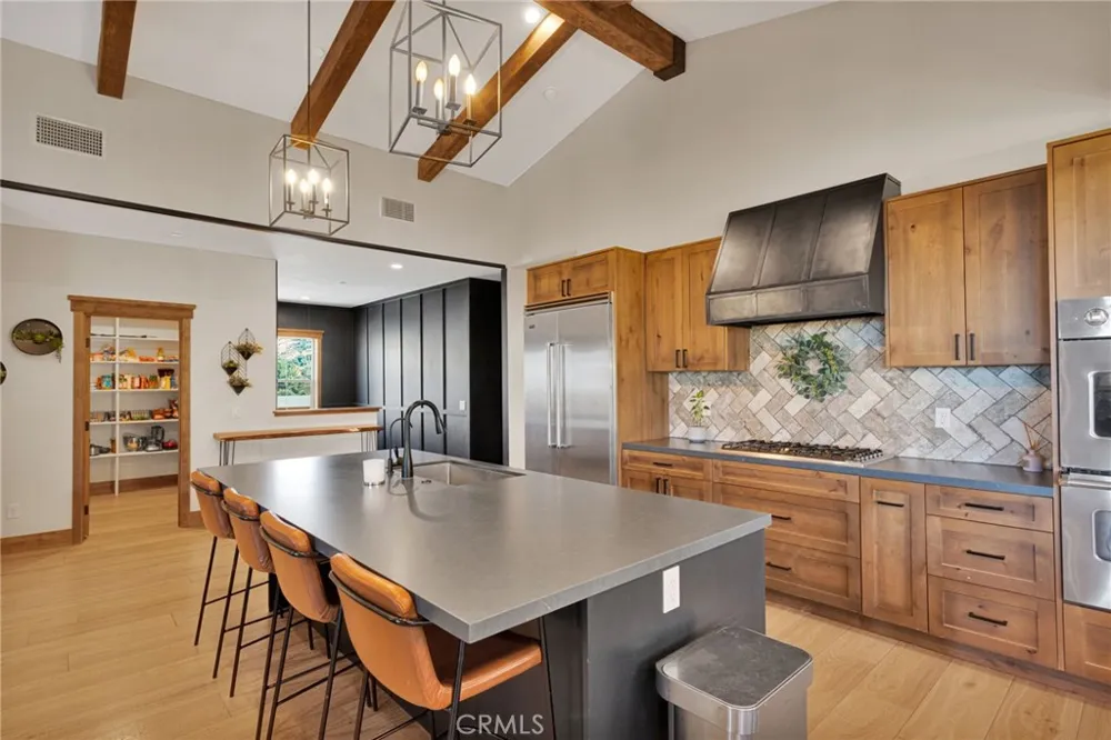 5548 Locarno Wrightwood, CA 92397