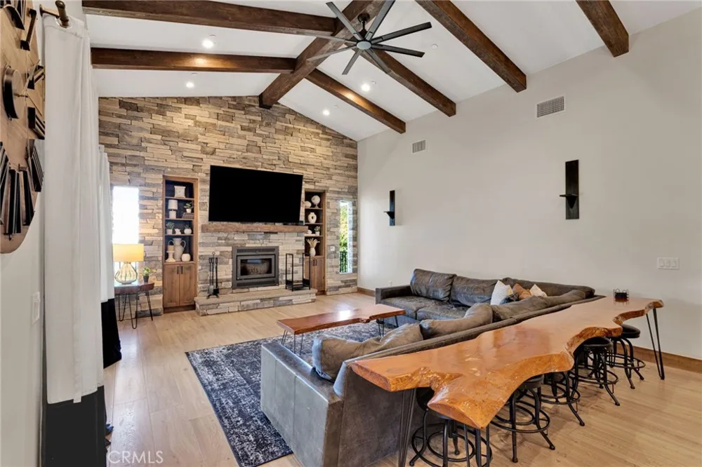 5548 Locarno Wrightwood, CA 92397