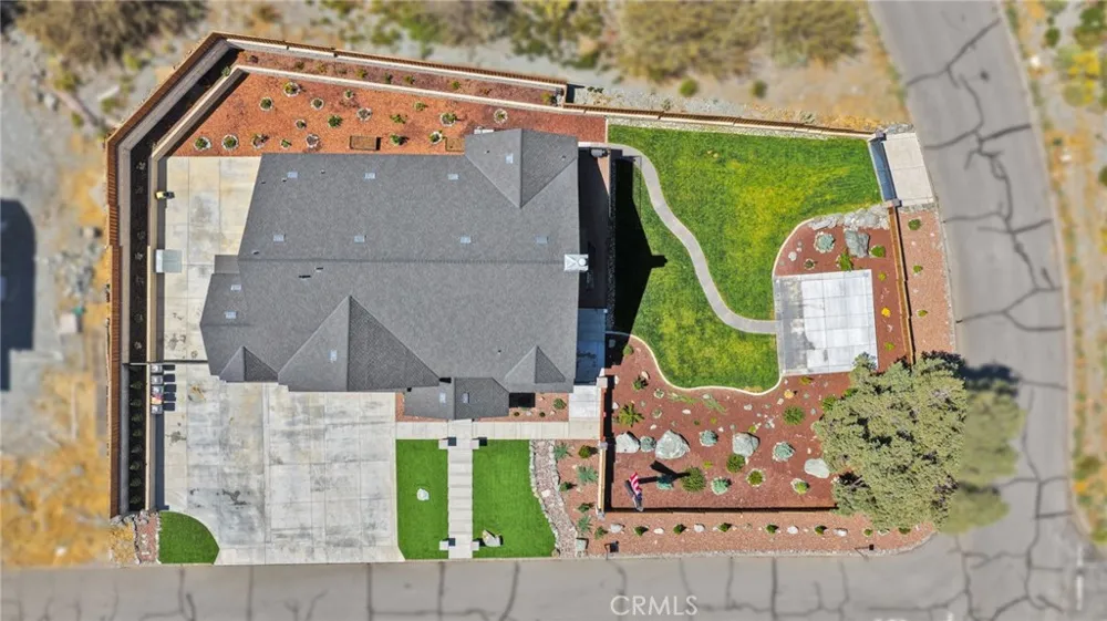 5548 Locarno Wrightwood, CA 92397