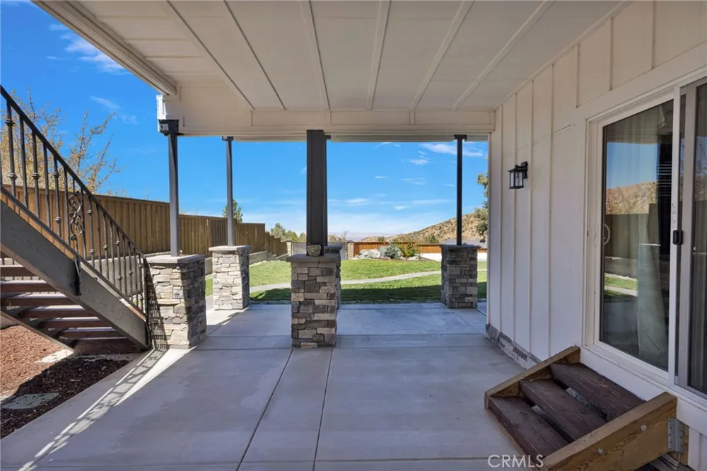 5548 Locarno Wrightwood, CA 92397