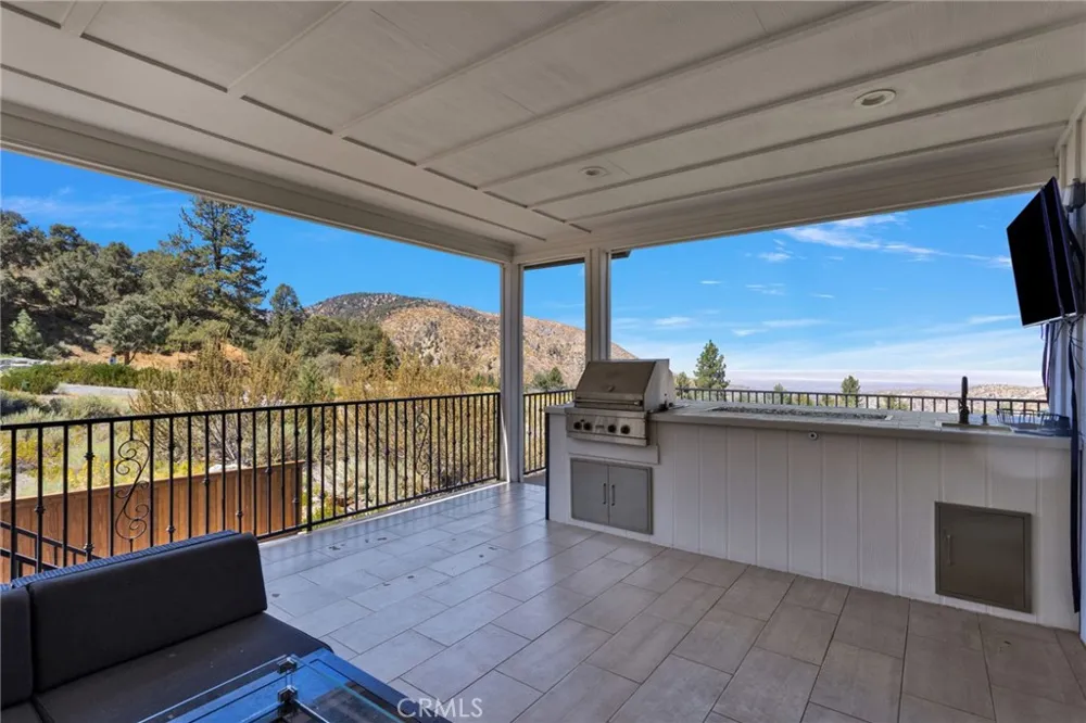 5548 Locarno Wrightwood, CA 92397
