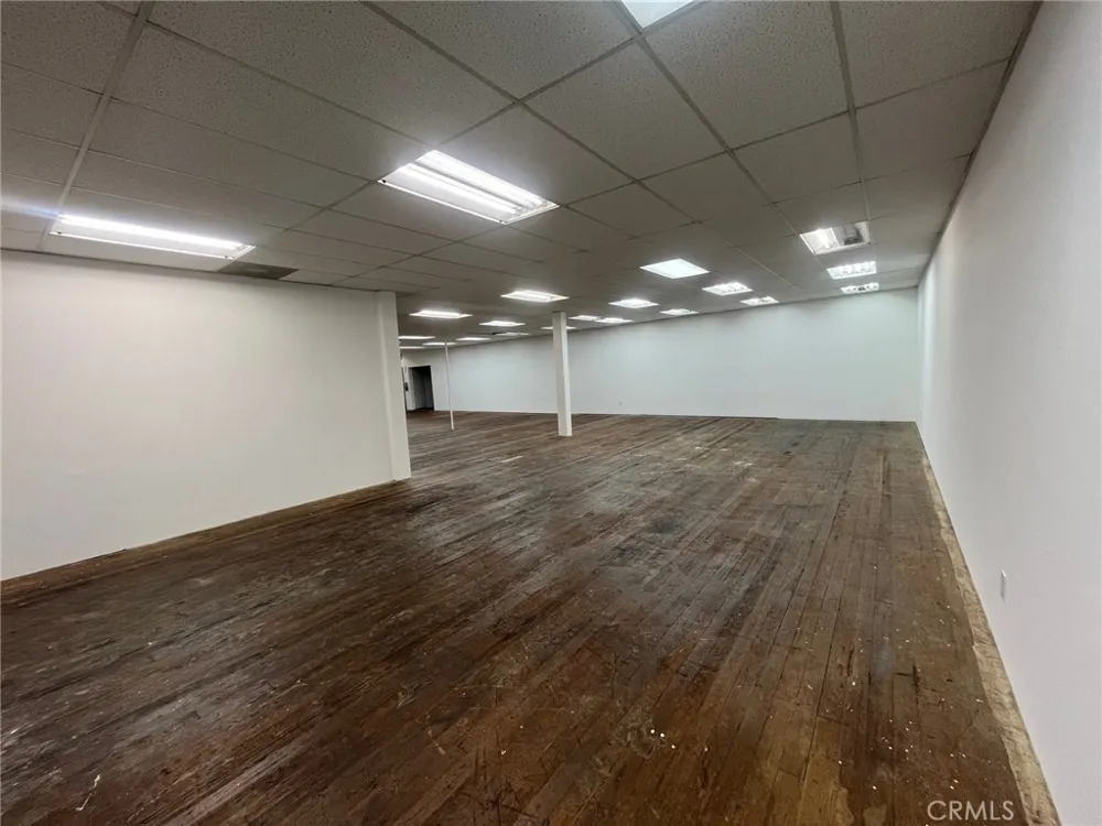 809 S Los Angeles Los Angeles, CA 90014