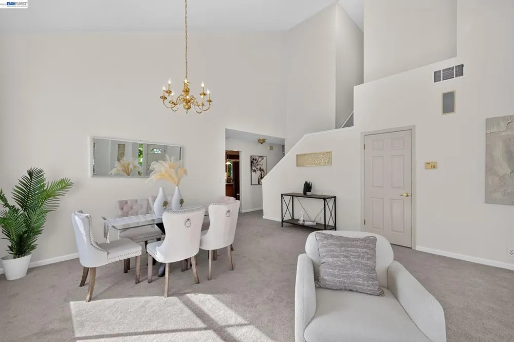 2556 Monte Lindo Ct San Jose, CA 95121