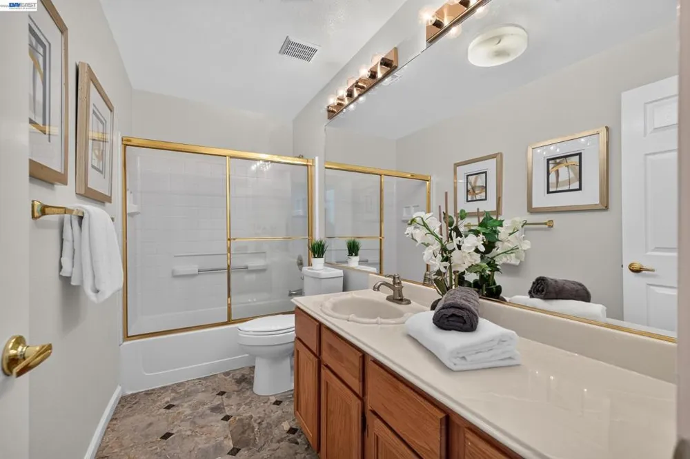 2556 Monte Lindo Ct San Jose, CA 95121