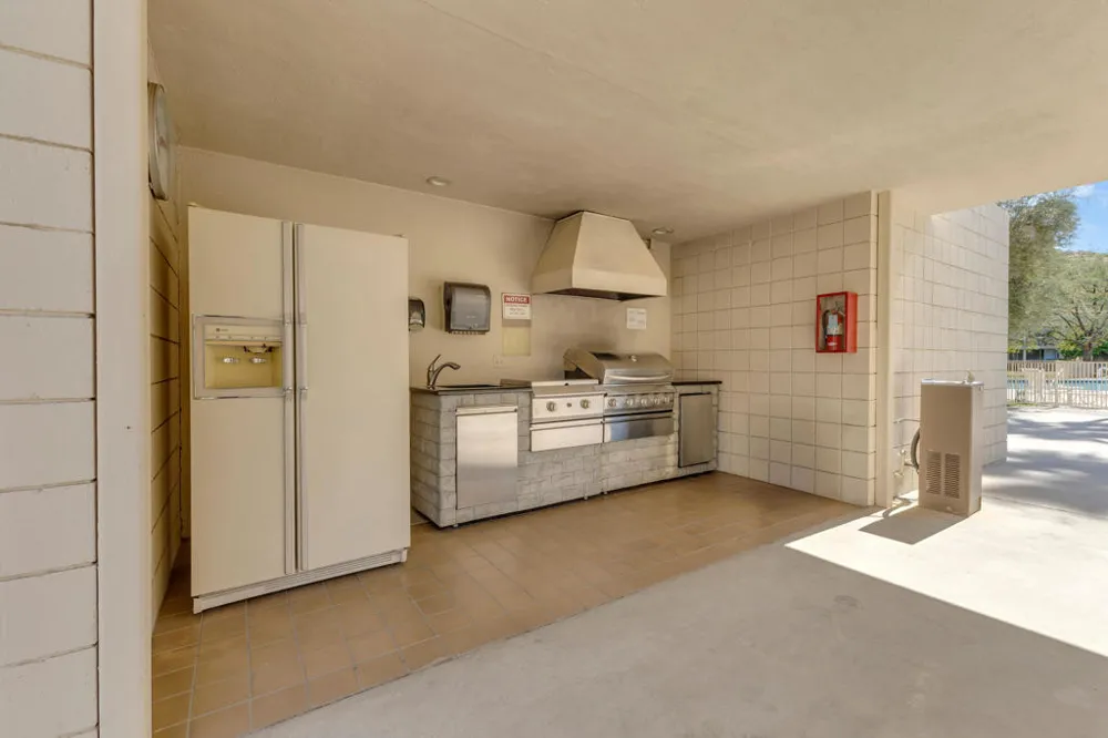 465 Desert Lakes Drive Palm Springs, CA 92264
