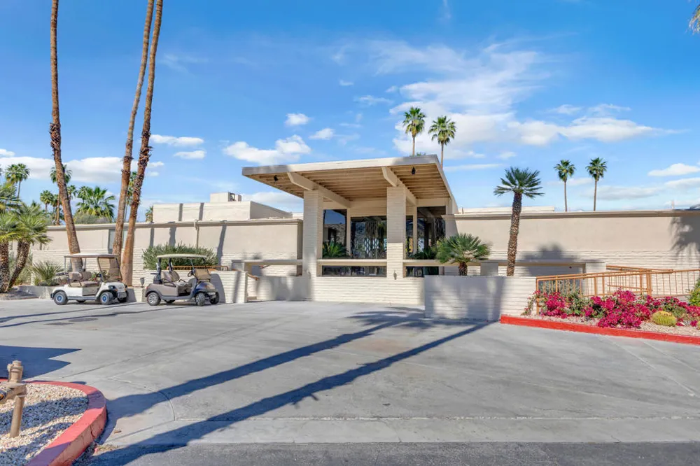 465 Desert Lakes Drive Palm Springs, CA 92264