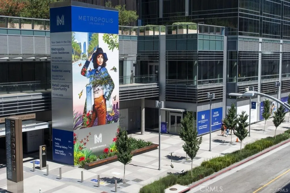 889 Francisco Street #1509 Los Angeles, CA 90017