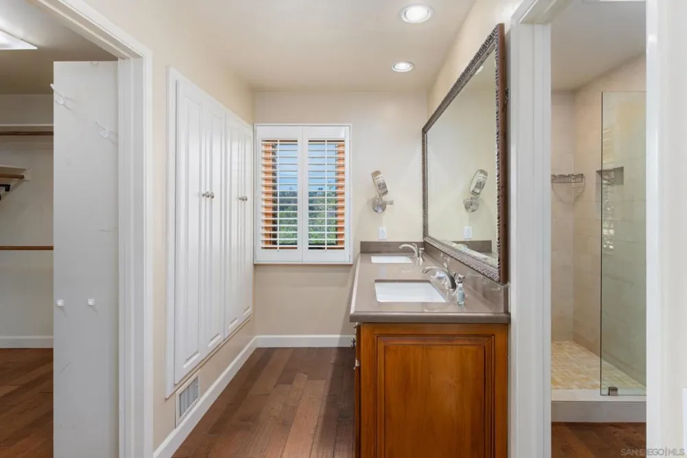 6858 Las Colinas Rancho Santa Fe, CA 92067