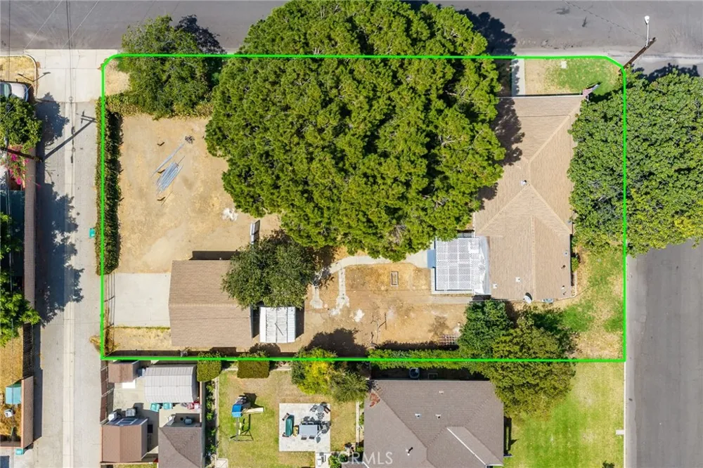 2450 I La Verne, CA 91750