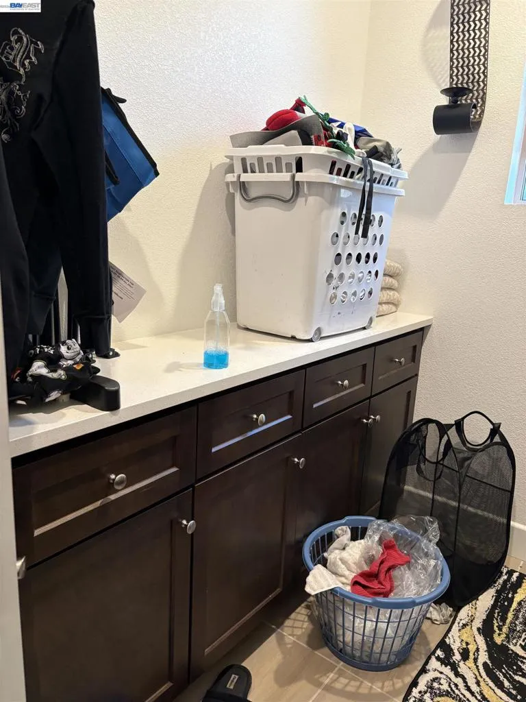 1230 S Ross Ct Mountain House, CA 95391