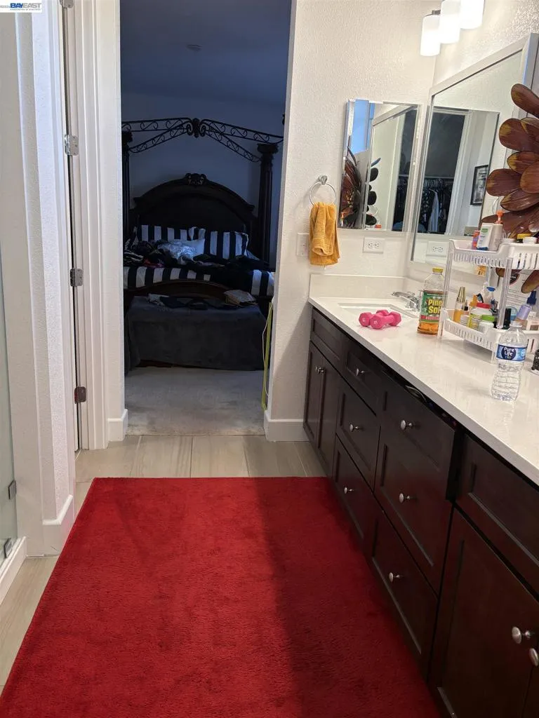 1230 S Ross Ct Mountain House, CA 95391