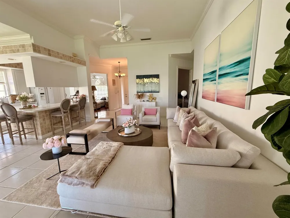 8095 LABORIE LANE Wellington, FL 33414