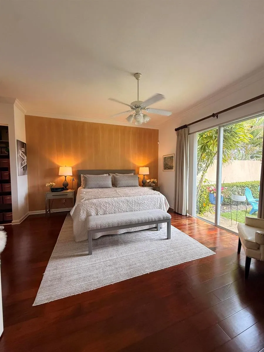 8095 LABORIE LANE Wellington, FL 33414