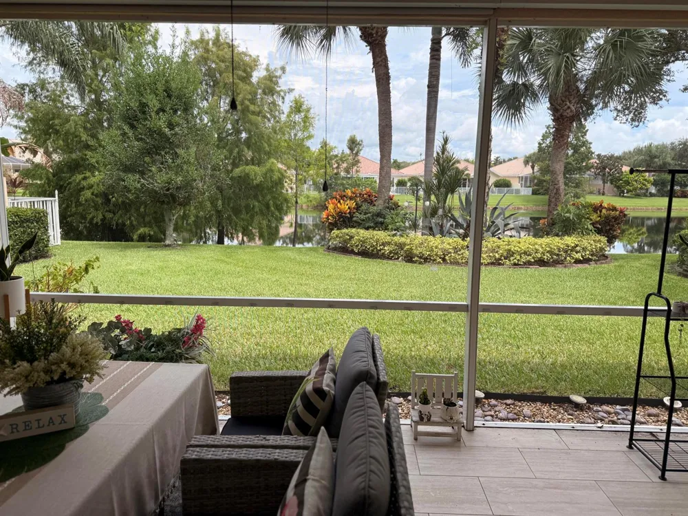 8095 LABORIE LANE Wellington, FL 33414