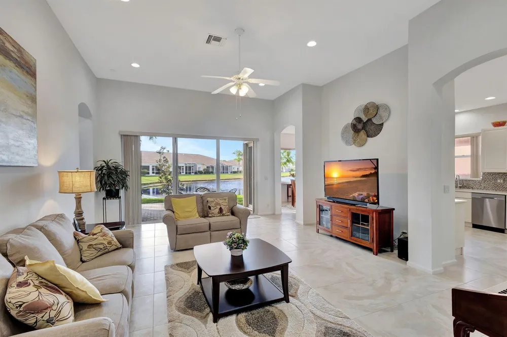 2305 Sailfish Cove Drive West Palm Beach, FL 33411