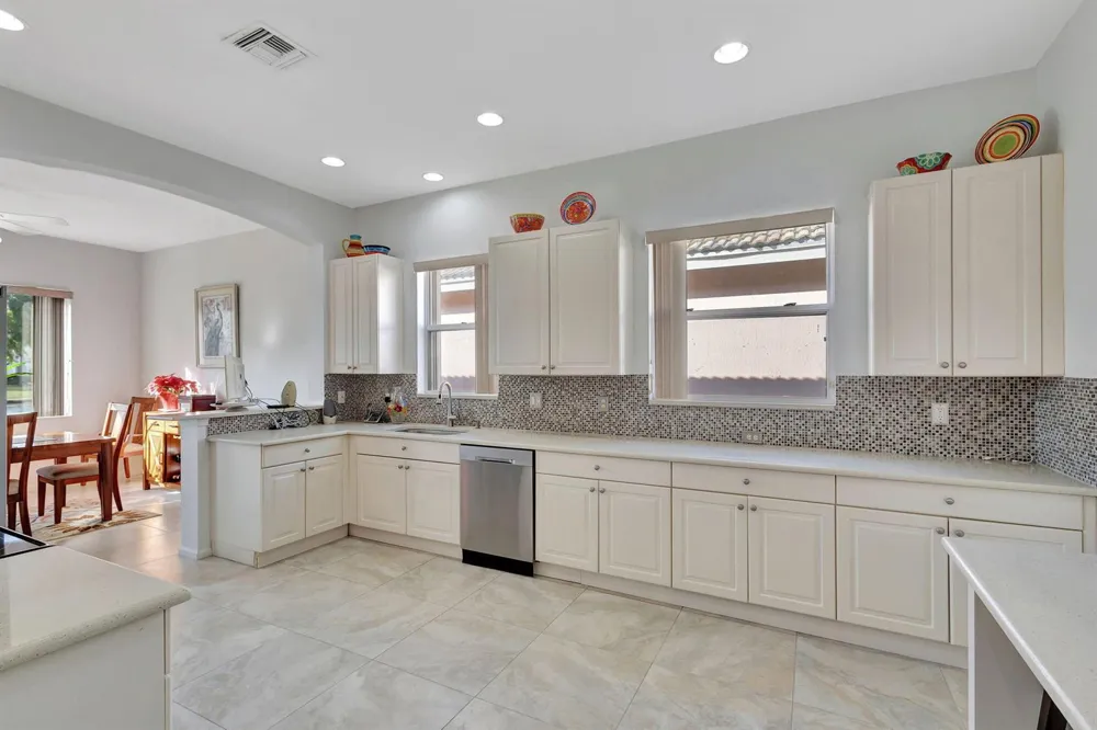 2305 Sailfish Cove Drive West Palm Beach, FL 33411