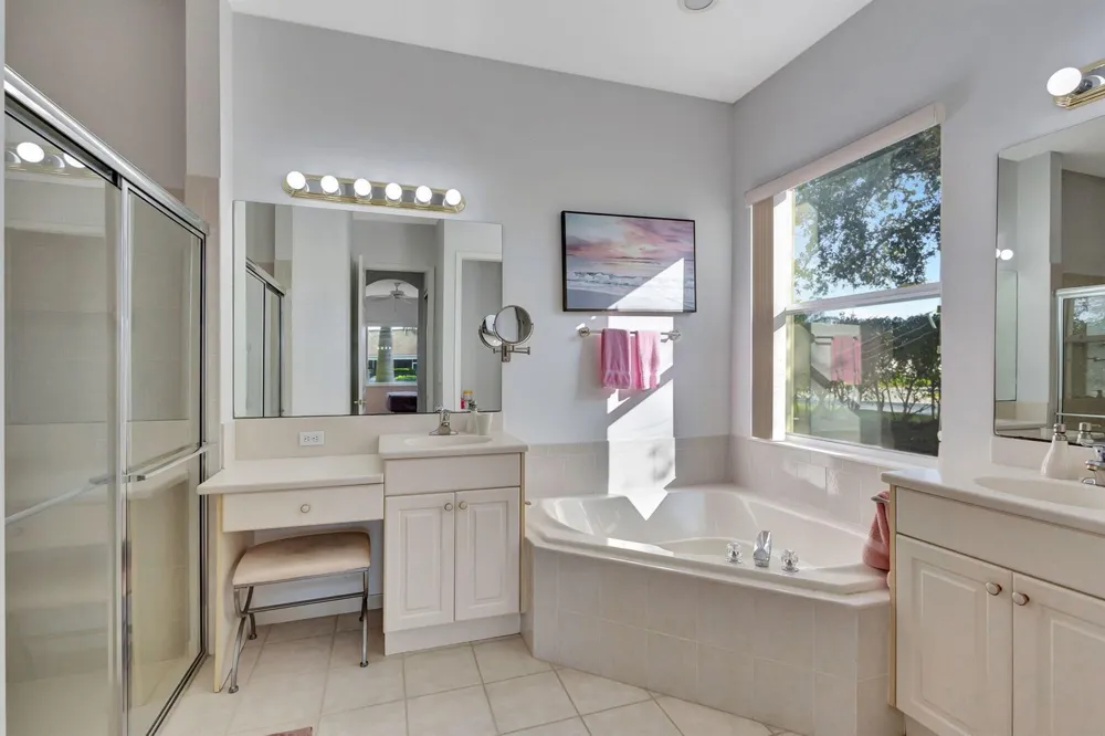 2305 Sailfish Cove Drive West Palm Beach, FL 33411