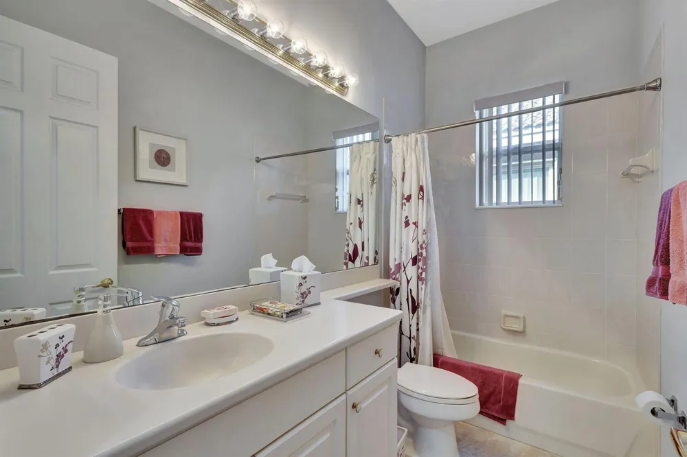 2305 Sailfish Cove Drive West Palm Beach, FL 33411