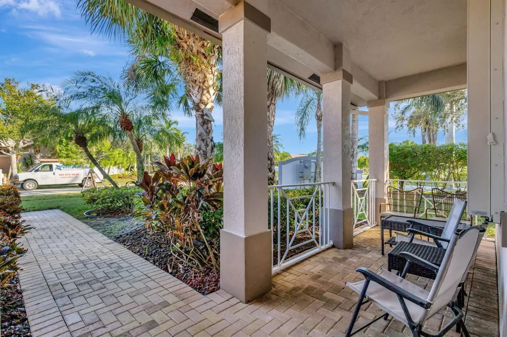 2305 Sailfish Cove Drive West Palm Beach, FL 33411