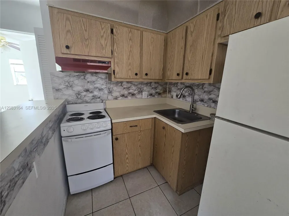 101 NE 41st St #G116 Oakland Park, FL 33334