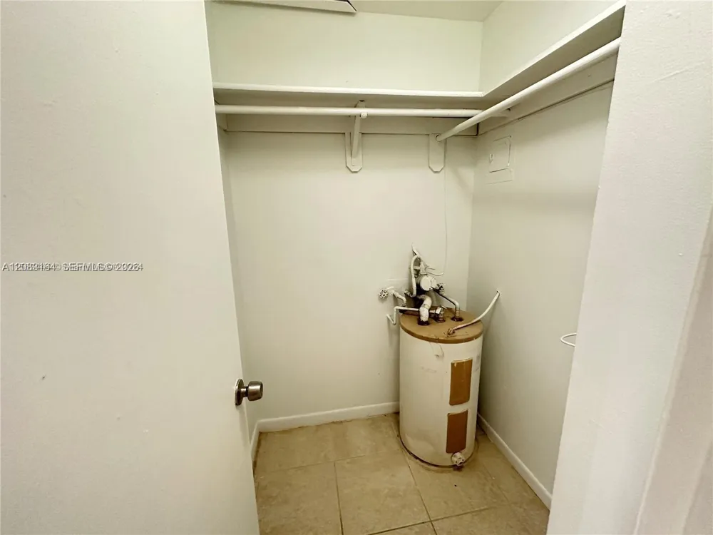 101 NE 41st St #G116 Oakland Park, FL 33334