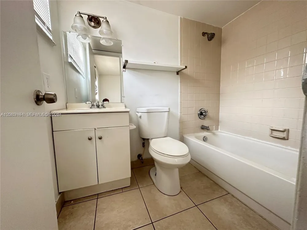 101 NE 41st St #G116 Oakland Park, FL 33334