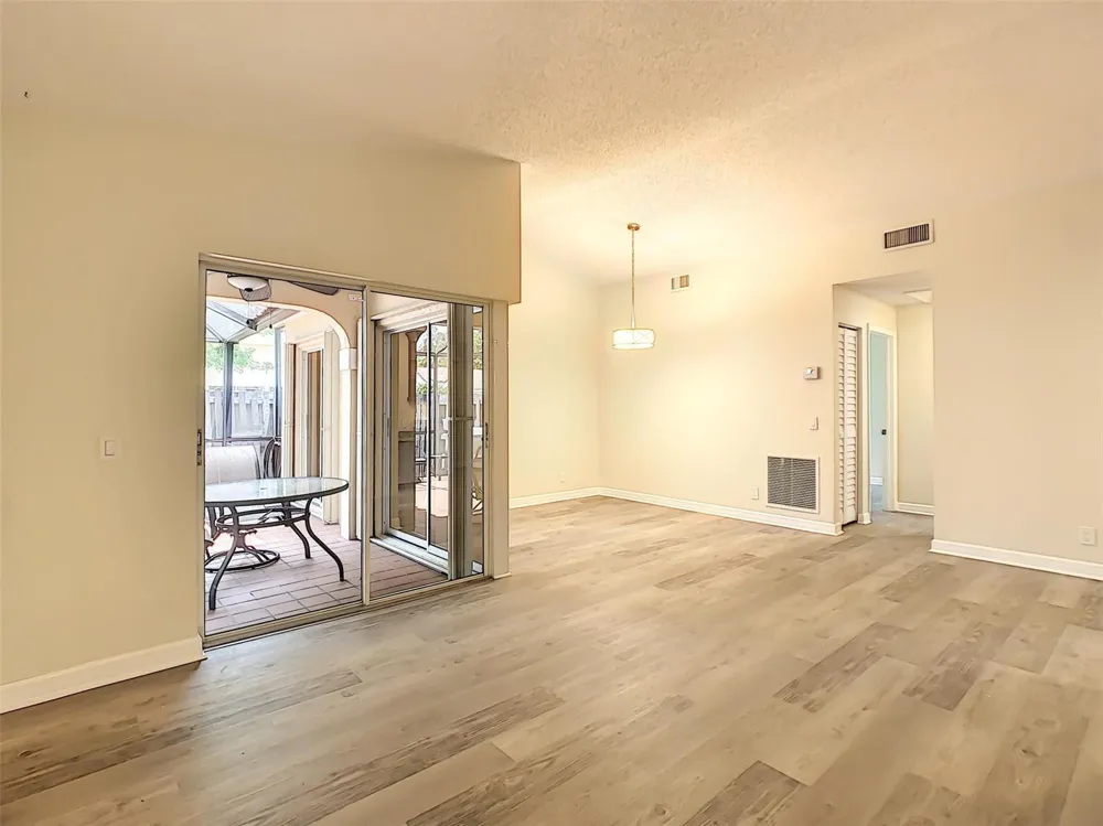 1370 COTTONWOOD CIRCLE #18-3 Weston, FL 33326