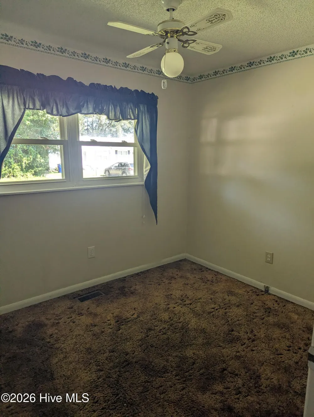 900 E Nicholson Street Clinton, NC 28328