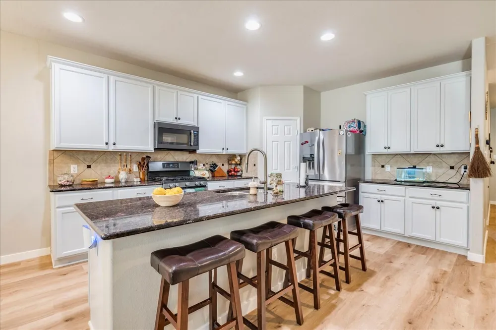 1054 Clark Brothers Drive Buda, TX 78610