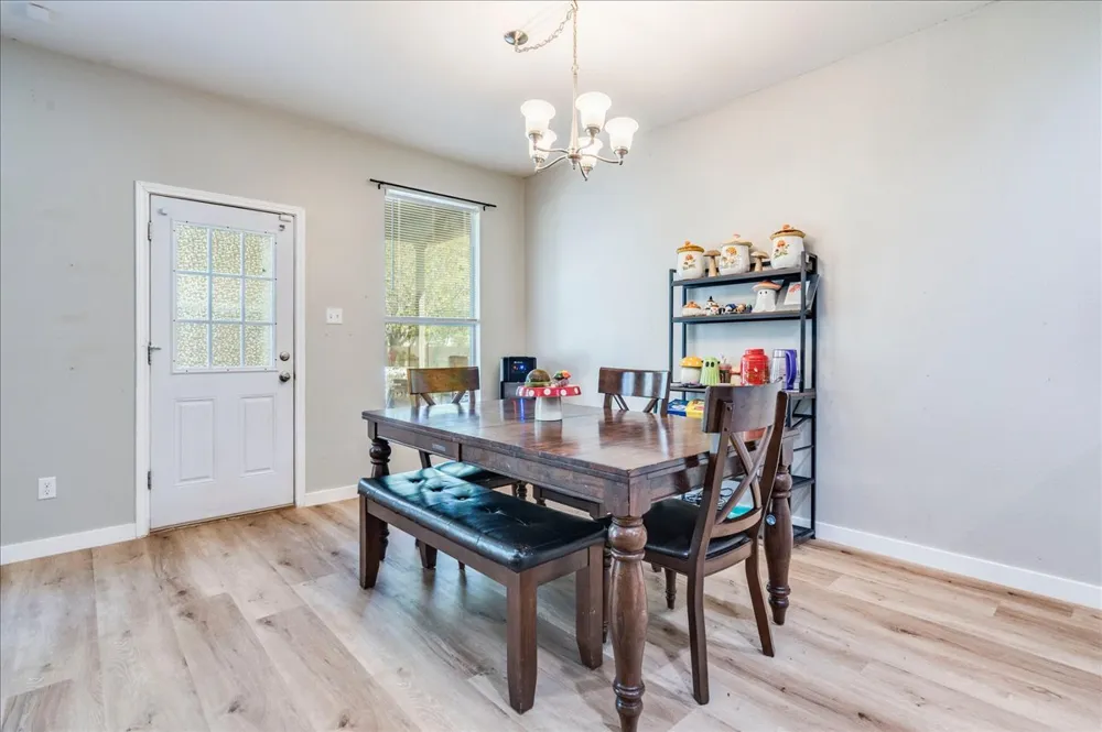 1054 Clark Brothers Drive Buda, TX 78610