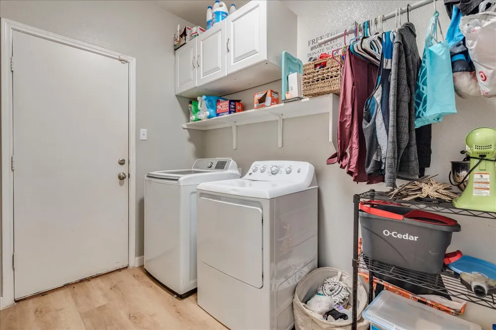 1054 Clark Brothers Drive Buda, TX 78610