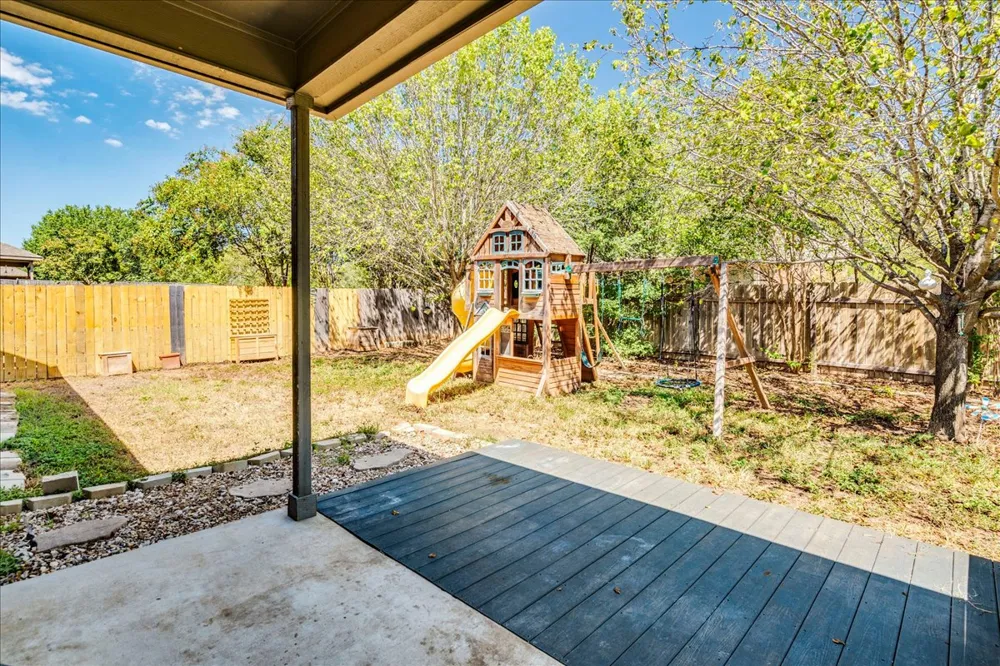 1054 Clark Brothers Drive Buda, TX 78610