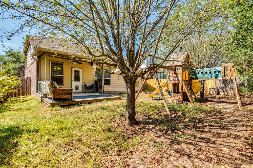 1054 Clark Brothers Drive Buda, TX 78610