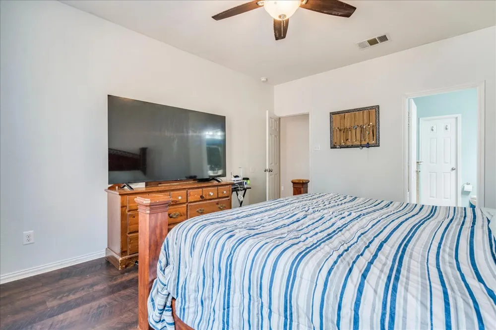 1054 Clark Brothers Drive Buda, TX 78610