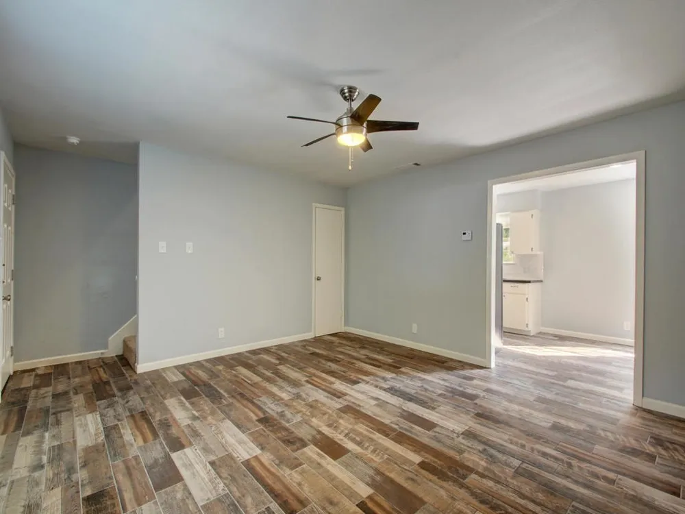 6209 Adalee Avenue #B Austin, TX 78723