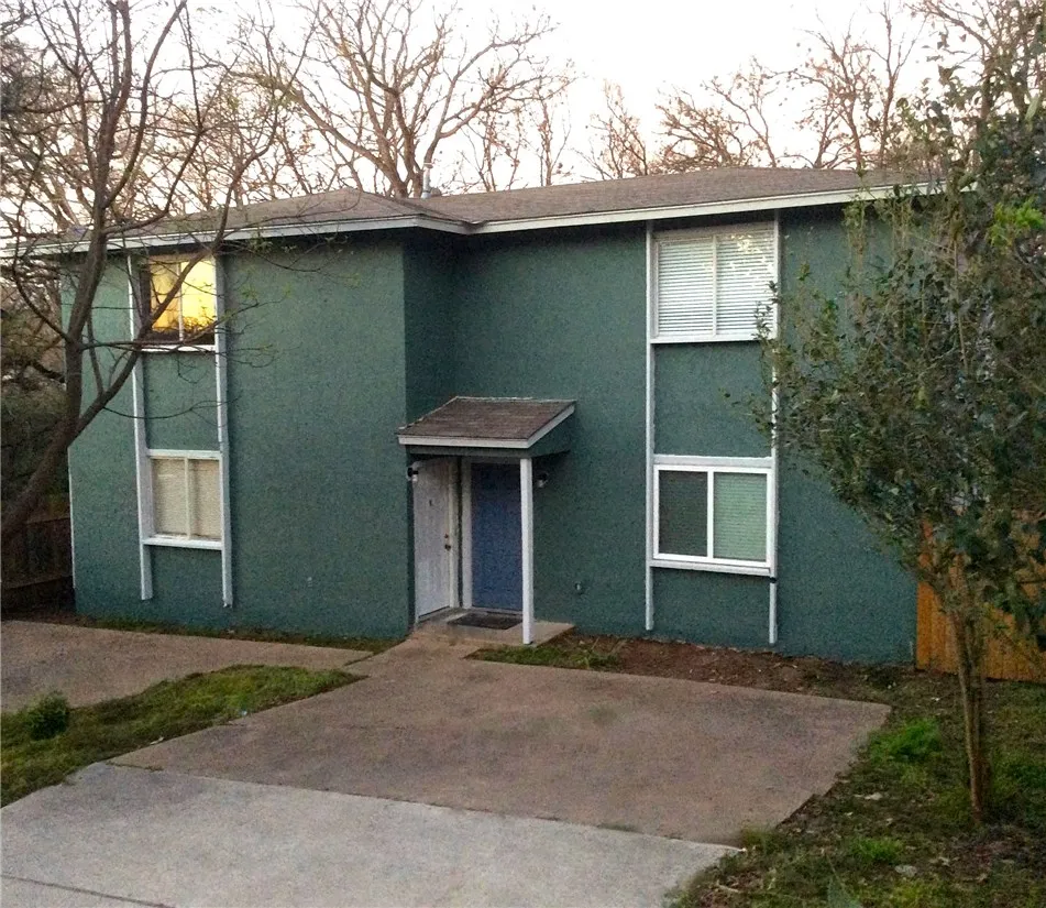 6209 Adalee Avenue #B Austin, TX 78723
