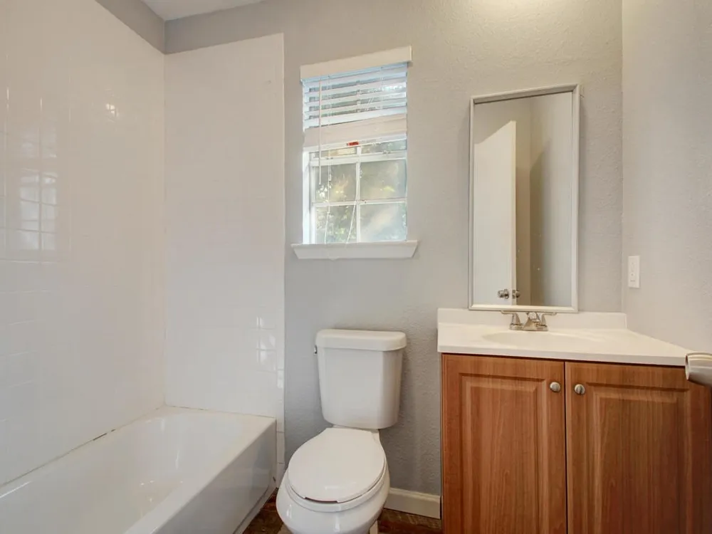 6209 Adalee Avenue #B Austin, TX 78723