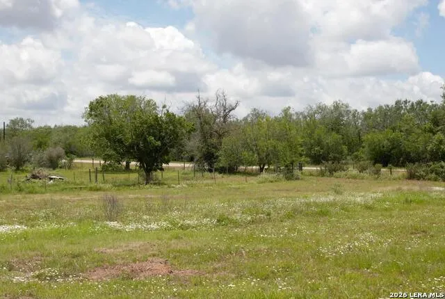 1640 SANDY ELM RD La Vernia, TX 78121